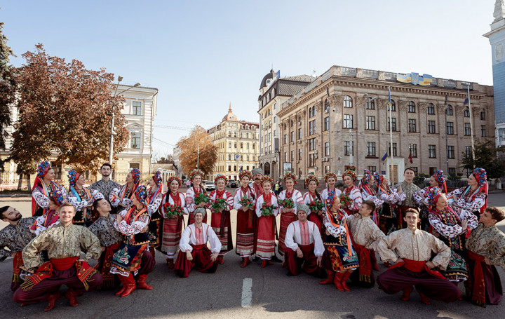 Український академічний фольклорно-етнографічний ансамбль «Калина»